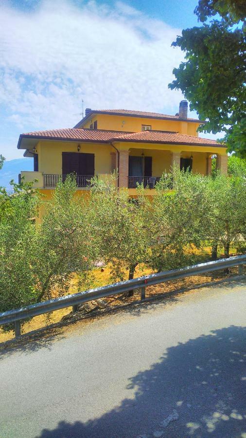 Il Girasole Apartment Castel Ritaldi Exterior photo